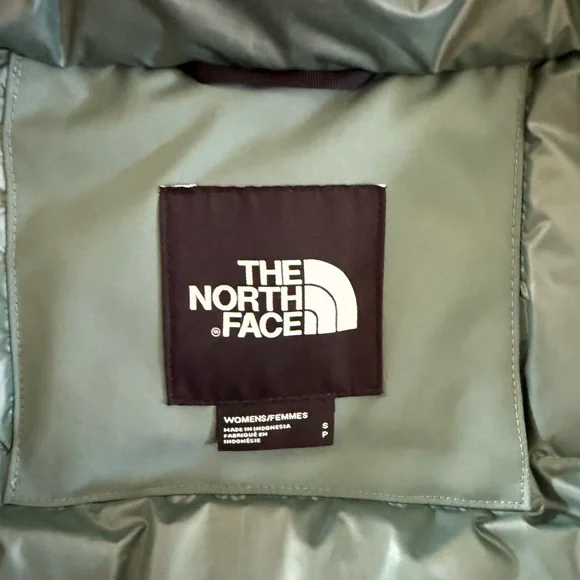 The North Face Women's Arctic Bomber Jacket - Sage - Picture 5 of 6